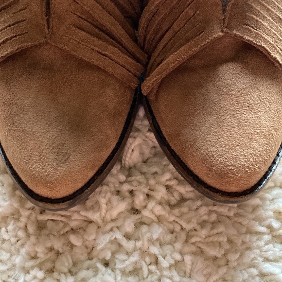 Coconuts by Matisse - Picture 2 of 8